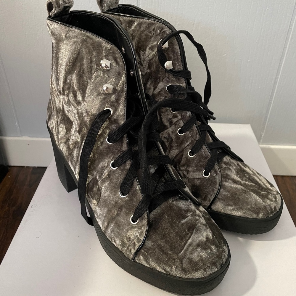 Steve Madden Abby Grey Velvet boot/heels